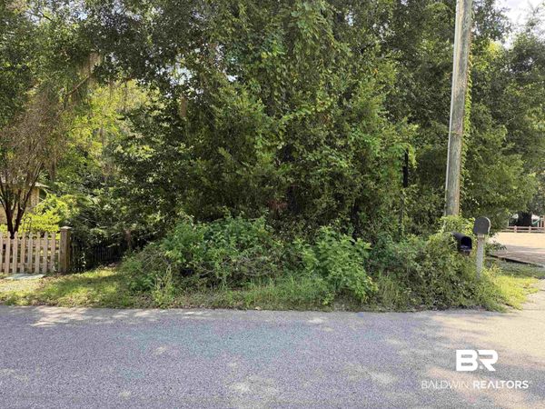 1407 Captain O'Neal Drive, Daphne, AL 36526