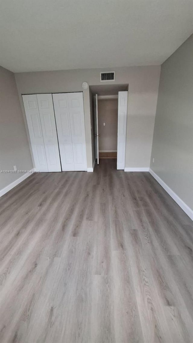 496 NW 165th St Rd , Unit D-612, Miami, FL 33169 Photo