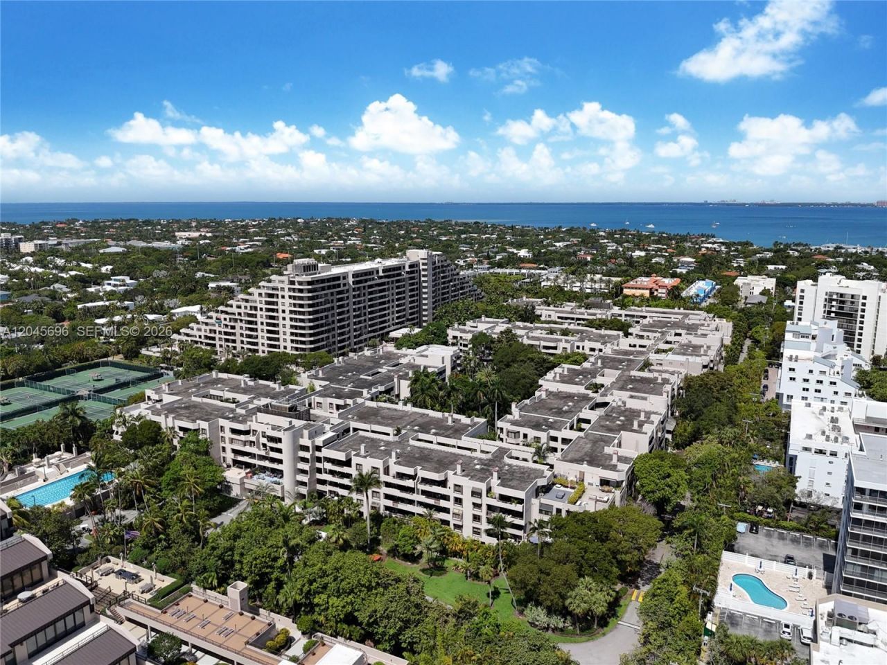 161 Crandon Blvd, Unit 326, Key Biscayne, FL 33149 Photo