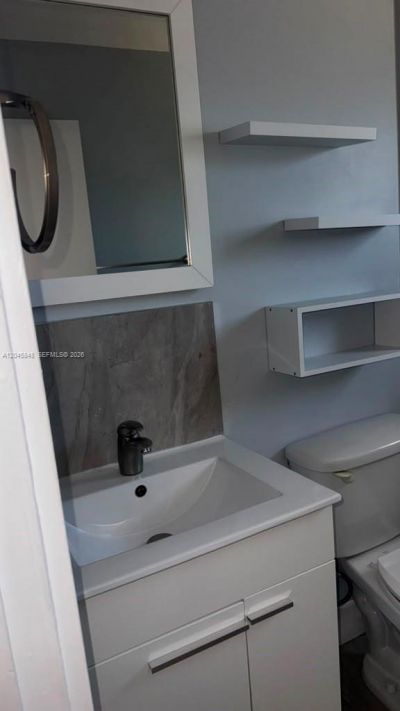 145 SW 30th Ct , Unit 209B, Miami, FL 33135 Photo