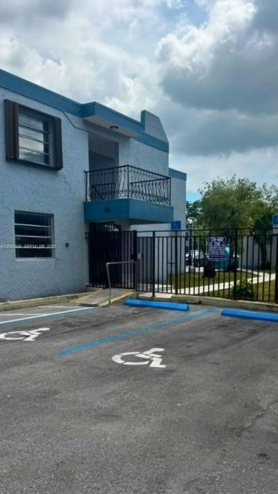 145 SW 30th Ct , Unit 209B, Miami, FL 33135 Photo