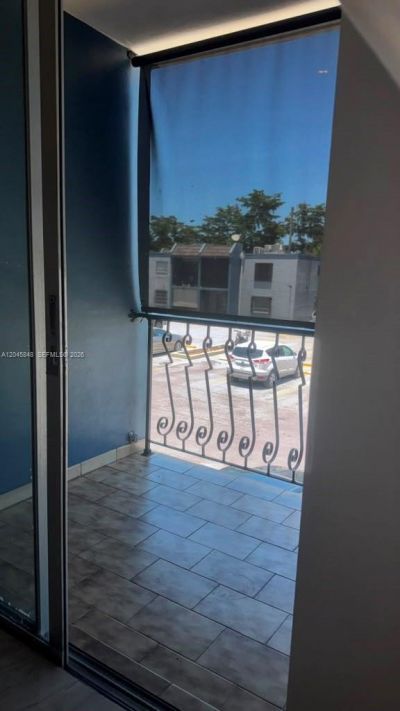 145 SW 30th Ct , Unit 209B, Miami, FL 33135 Photo