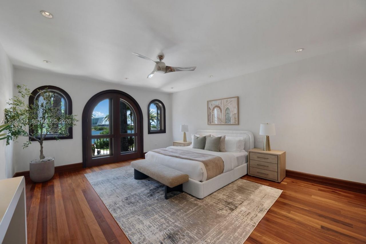 16 Palm Ave , Miami Beach, FL 33139 Photo
