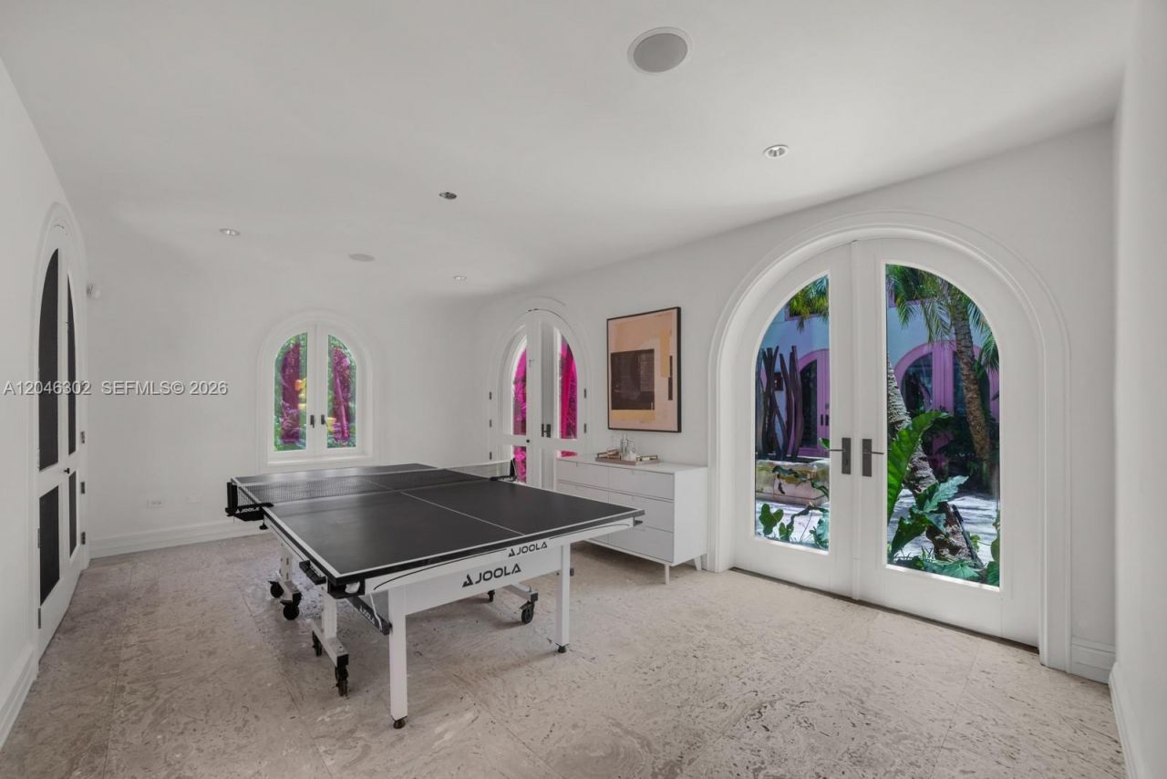 16 Palm Ave , Miami Beach, FL 33139 Photo