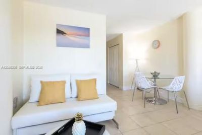 7904 West Dr , Unit 214, North Bay Village, FL 33141 Photo
