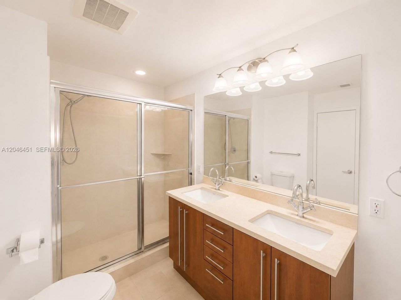 1111 SW 1st Ave , Unit 1716-N, Miami, FL 33130 Photo