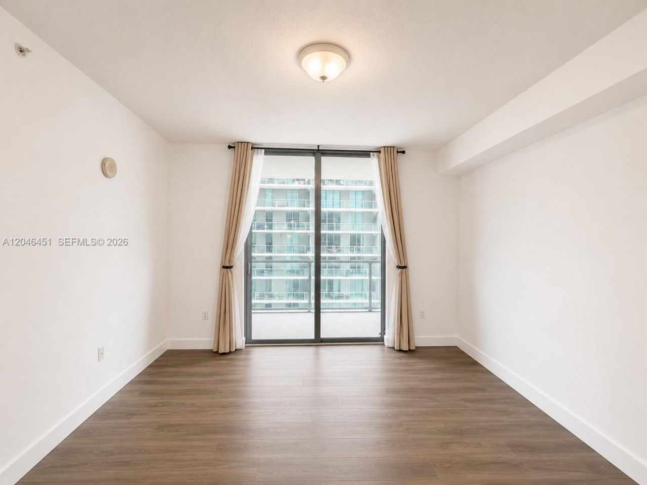 1111 SW 1st Ave , Unit 1716-N, Miami, FL 33130 Photo