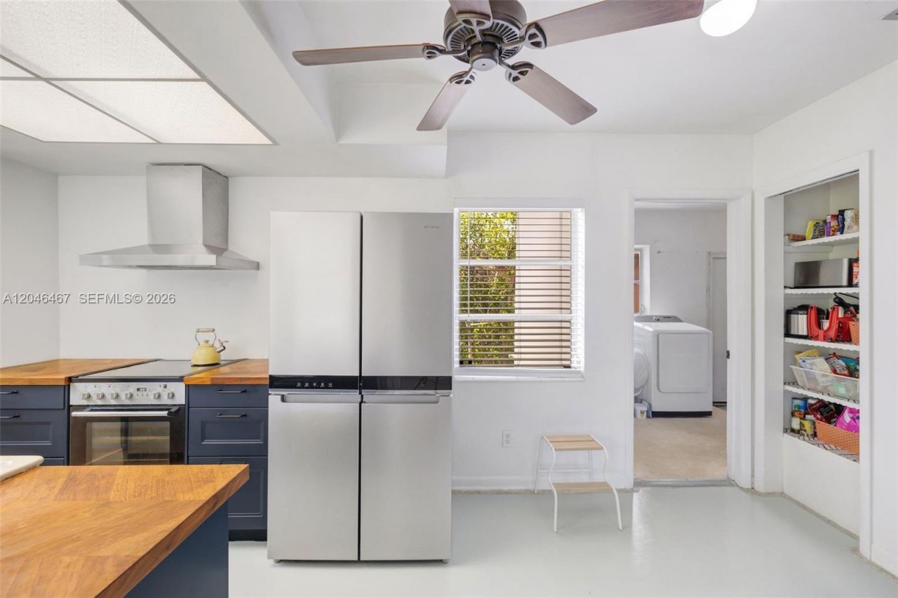 3620 NW 24th St , Lauderdale Lakes, FL 33311 Photo