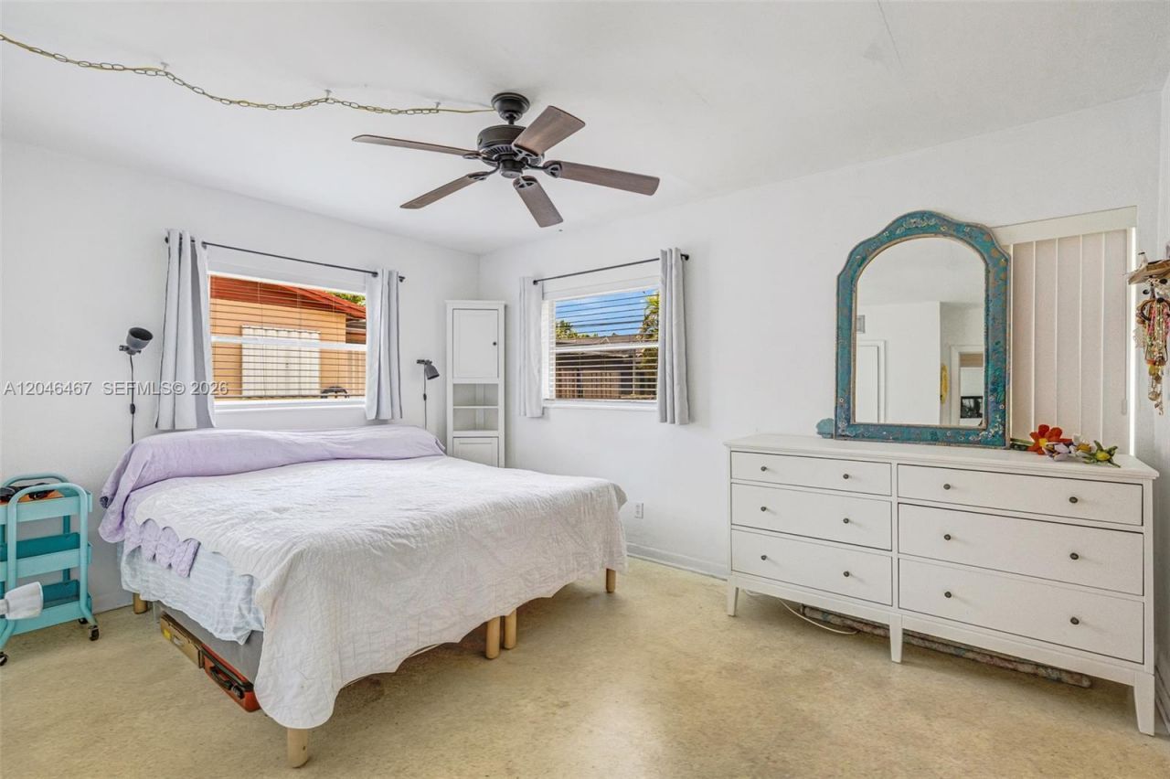 3620 NW 24th St , Lauderdale Lakes, FL 33311 Photo