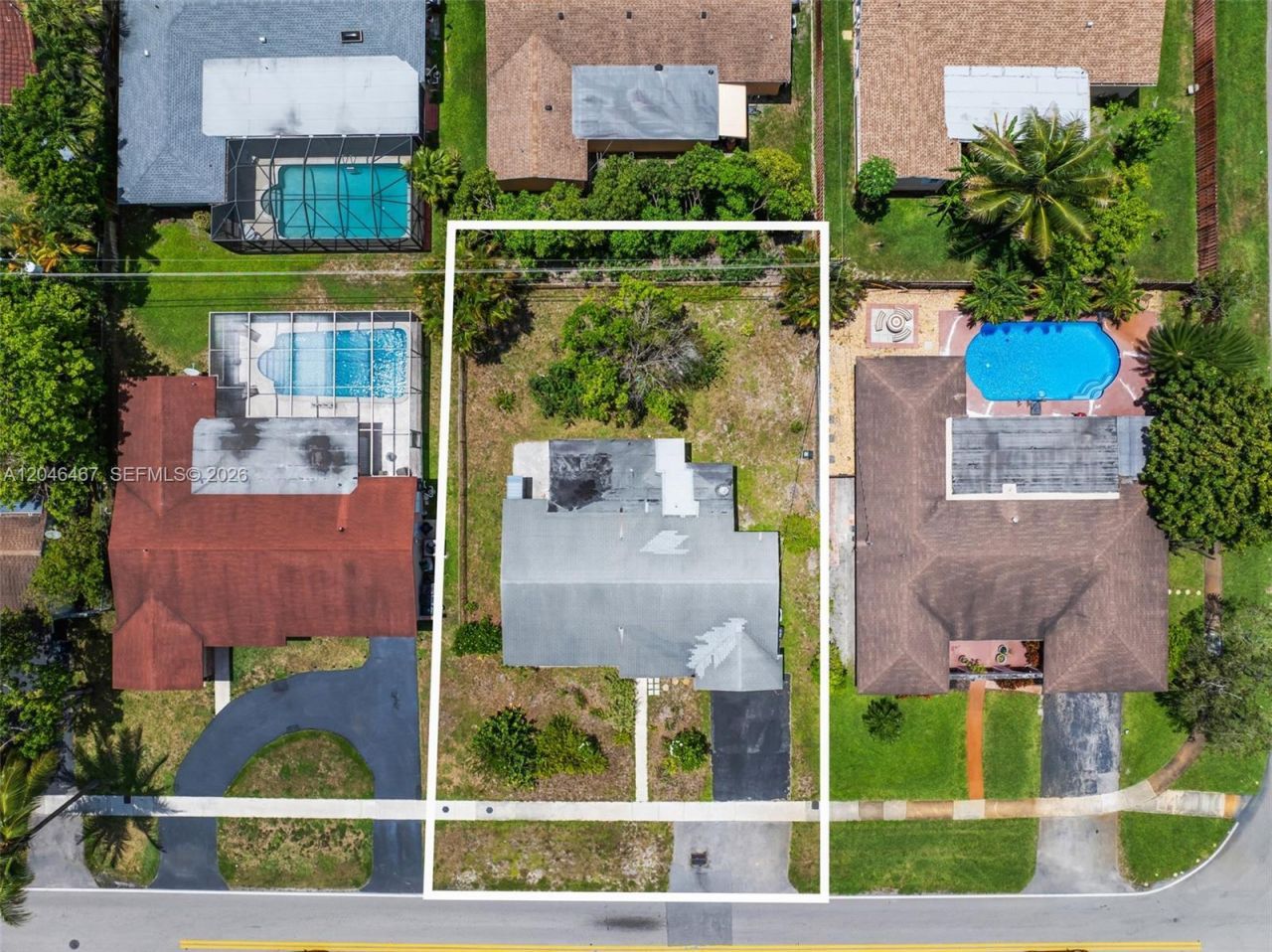 3620 NW 24th St , Lauderdale Lakes, FL 33311 Photo