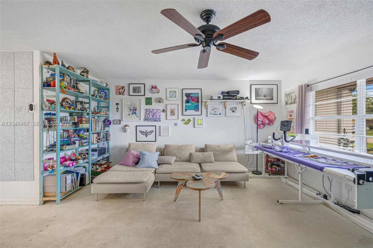 3620 NW 24th St , Lauderdale Lakes, FL 33311 Photo