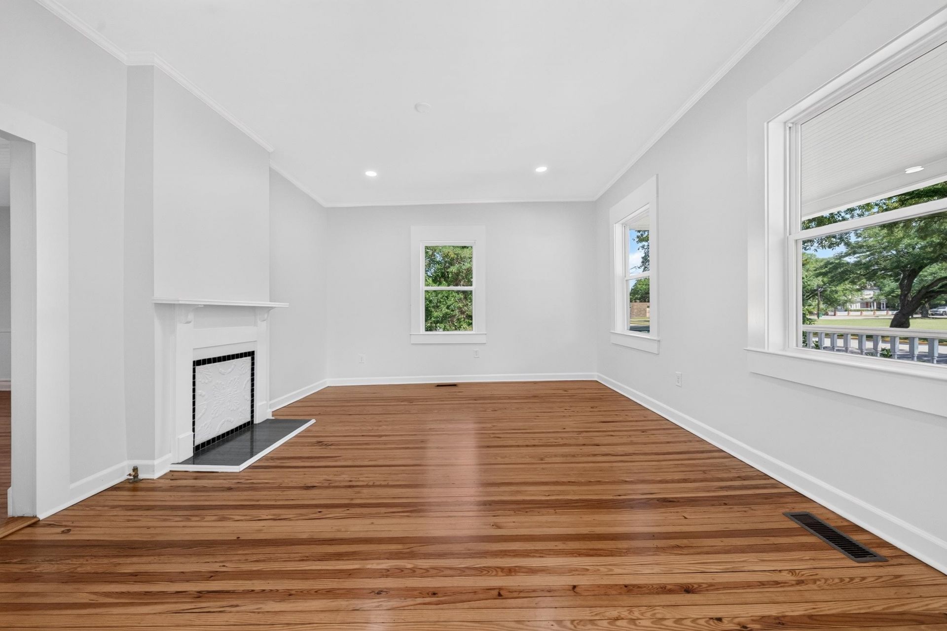 1209 Prince St.  Photo 5