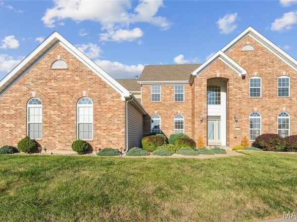 5125 Delcastle Drive , Florissant, MO 63034