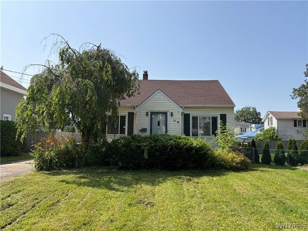28 State Street , Middleport, NY 14105