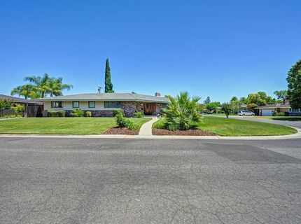 2800 Ashbourne Dr, Sacramento, CA 95821 Photo