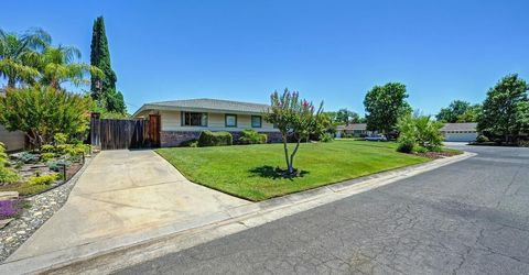 2800 Ashbourne Dr, Sacramento, CA 95821 Photo