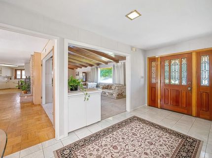 2800 Ashbourne Dr, Sacramento, CA 95821 Photo