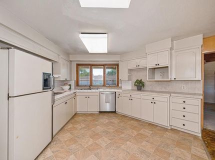 2800 Ashbourne Dr, Sacramento, CA 95821 Photo