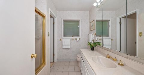 2800 Ashbourne Dr, Sacramento, CA 95821 Photo