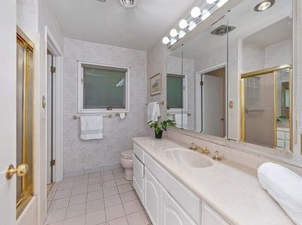2800 Ashbourne Dr, Sacramento, CA 95821 Photo