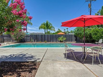 2800 Ashbourne Dr, Sacramento, CA 95821 Photo