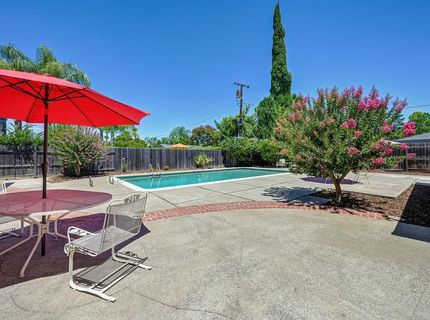 2800 Ashbourne Dr, Sacramento, CA 95821 Photo