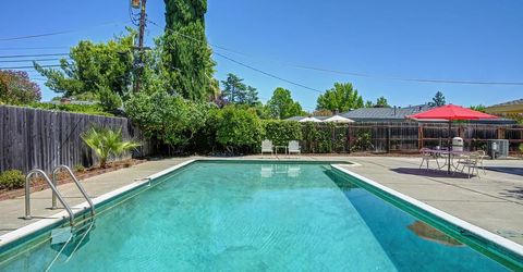 2800 Ashbourne Dr, Sacramento, CA 95821 Photo