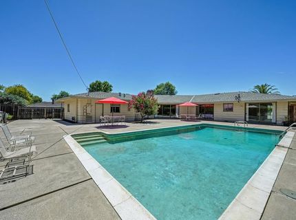 2800 Ashbourne Dr, Sacramento, CA 95821 Photo