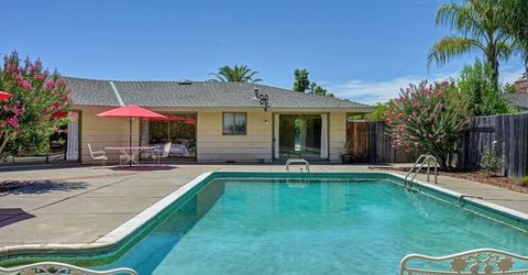 2800 Ashbourne Dr, Sacramento, CA 95821 Photo