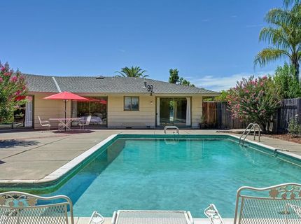 2800 Ashbourne Dr, Sacramento, CA 95821 Photo