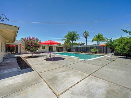 2800 Ashbourne Dr, Sacramento, CA 95821 Photo