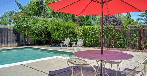 2800 Ashbourne Dr, Sacramento, CA 95821 Photo