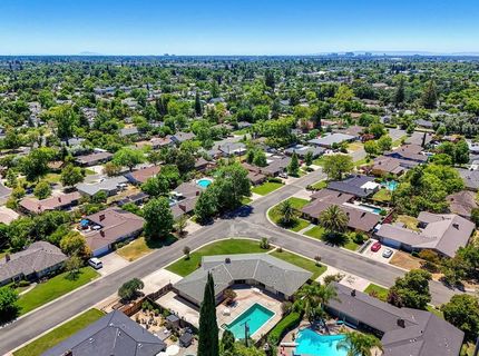 2800 Ashbourne Dr, Sacramento, CA 95821 Photo