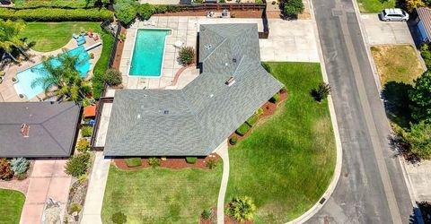 2800 Ashbourne Dr, Sacramento, CA 95821 Photo