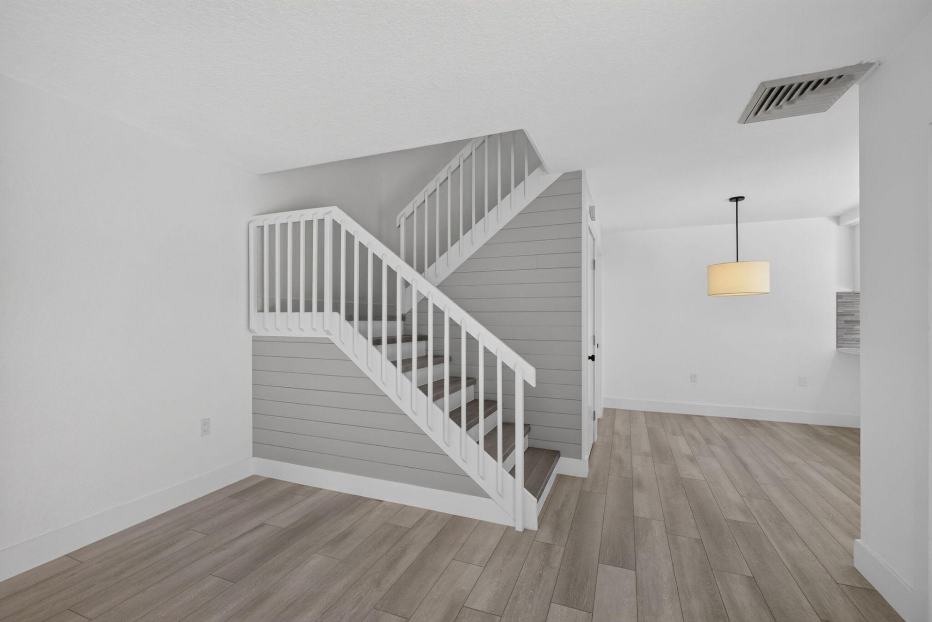 2101 21st Way, West Palm Beach, FL 33407 Photo
