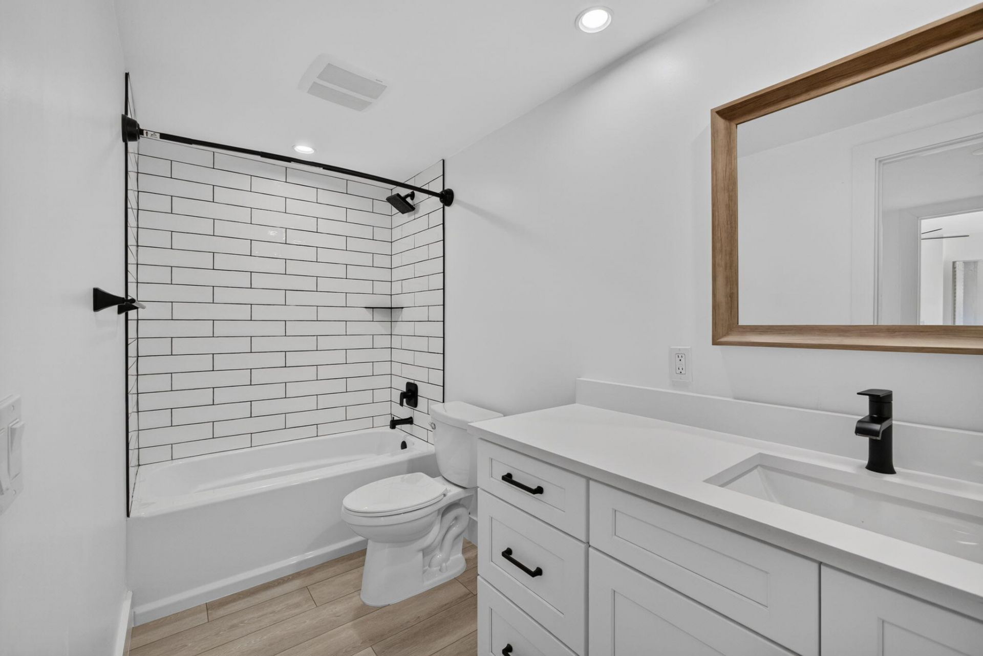 2101 21st Way, West Palm Beach, FL 33407 Photo