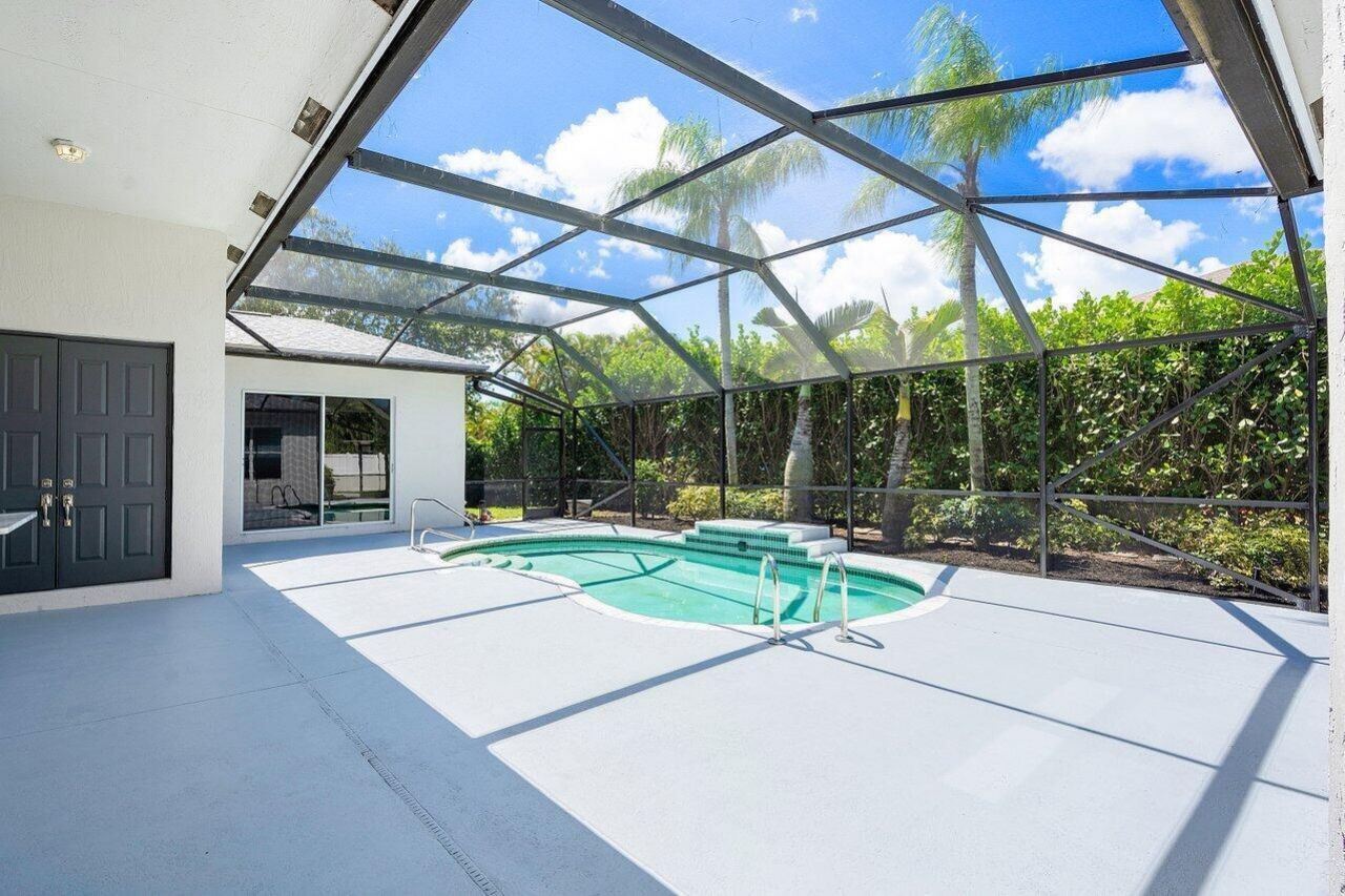 50 Lake Eden Drive, Boynton Beach, FL 33435 Photo
