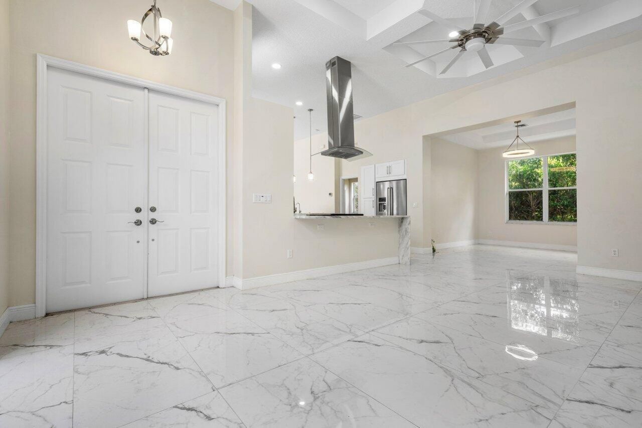 50 Lake Eden Drive, Boynton Beach, FL 33435 Photo