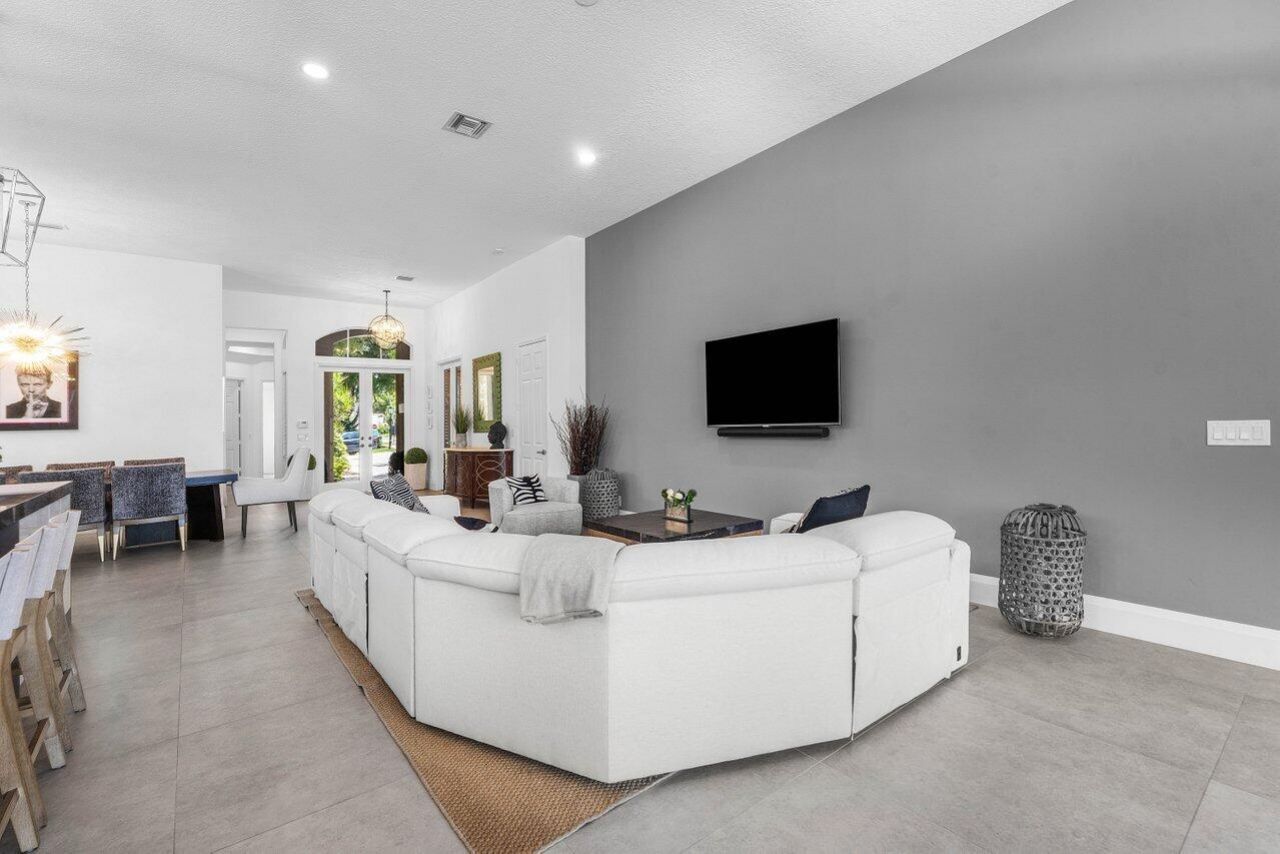 105 Island Cove Way, Palm Beach Gardens, FL 33418 Photo