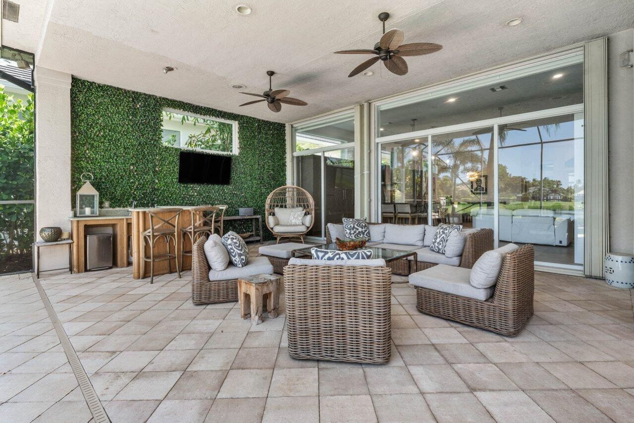 105 Island Cove Way, Palm Beach Gardens, FL 33418 Photo