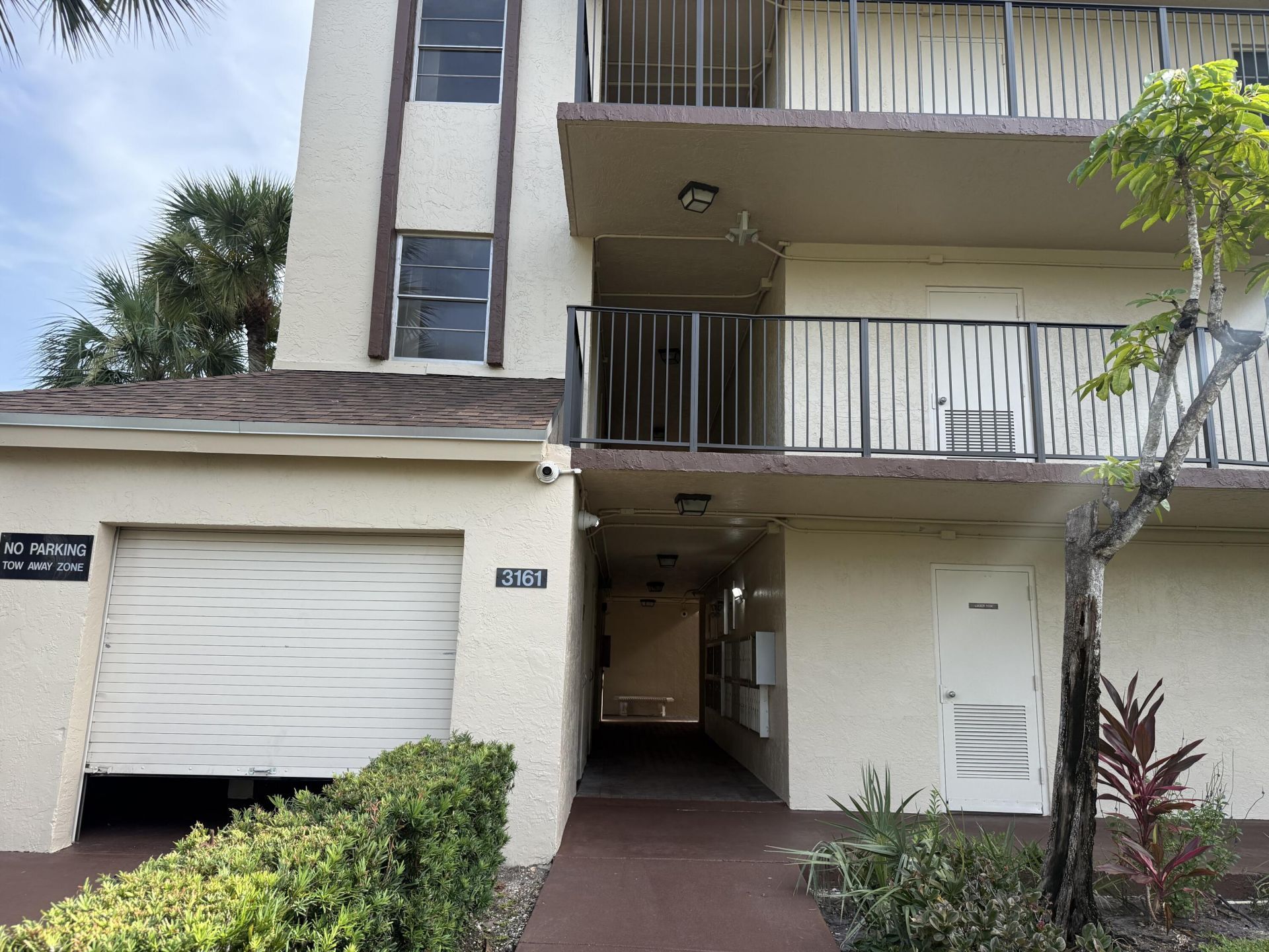3161 NW 47th Terrace, Unit 311, Lauderdale Lakes, FL 33319 Photo