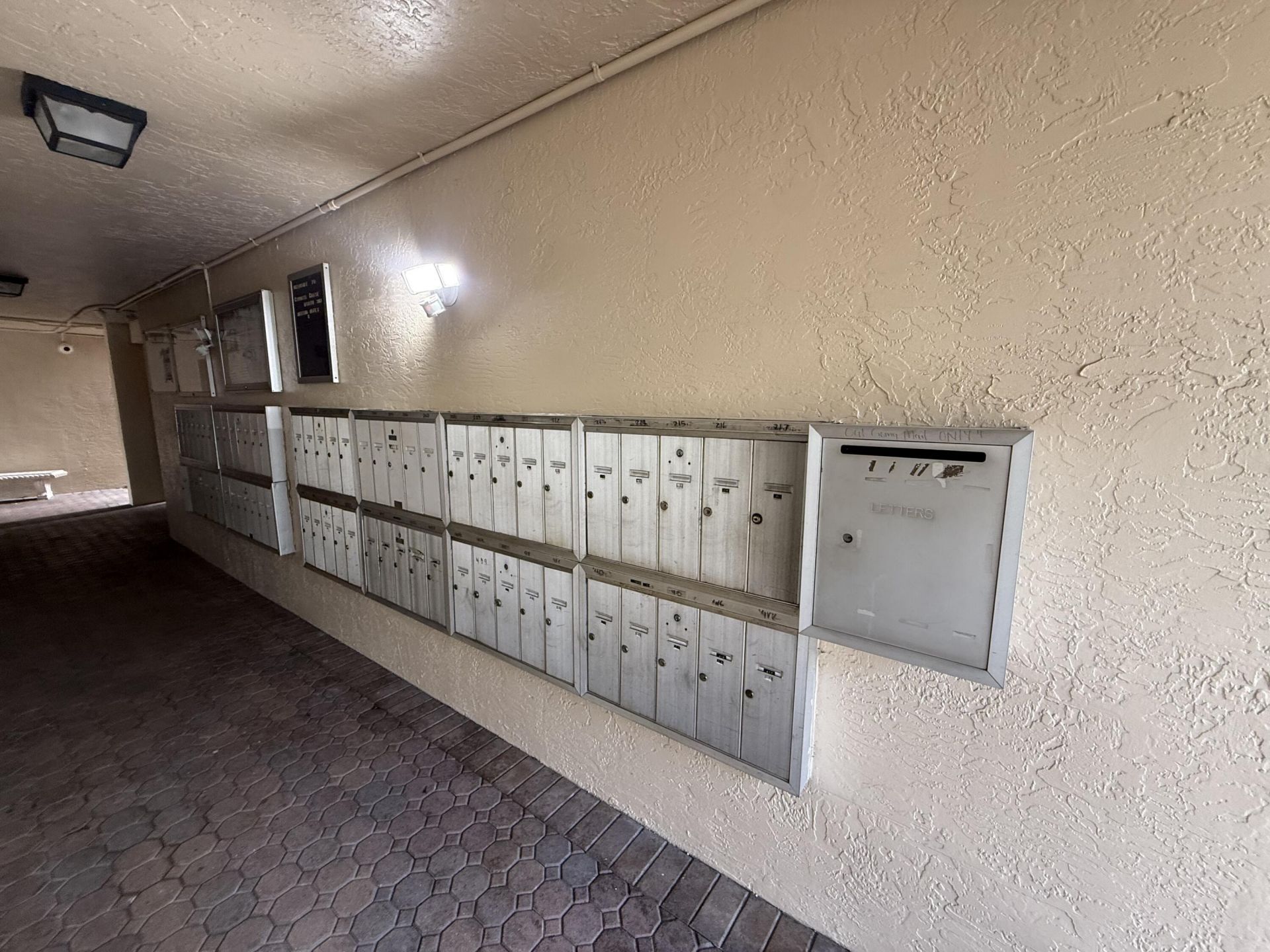 3161 NW 47th Terrace, Unit 311, Lauderdale Lakes, FL 33319 Photo