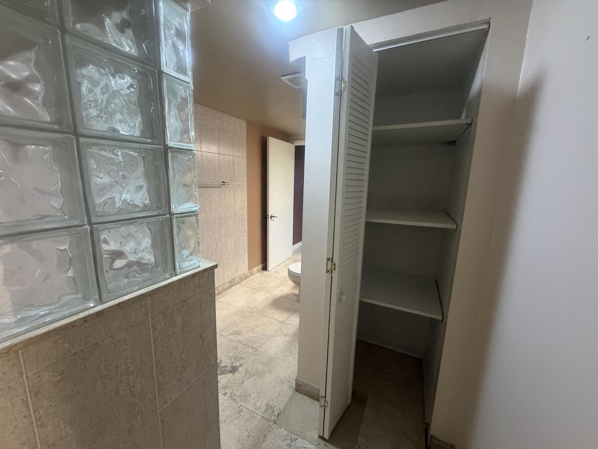 3161 NW 47th Terrace, Unit 311, Lauderdale Lakes, FL 33319 Photo
