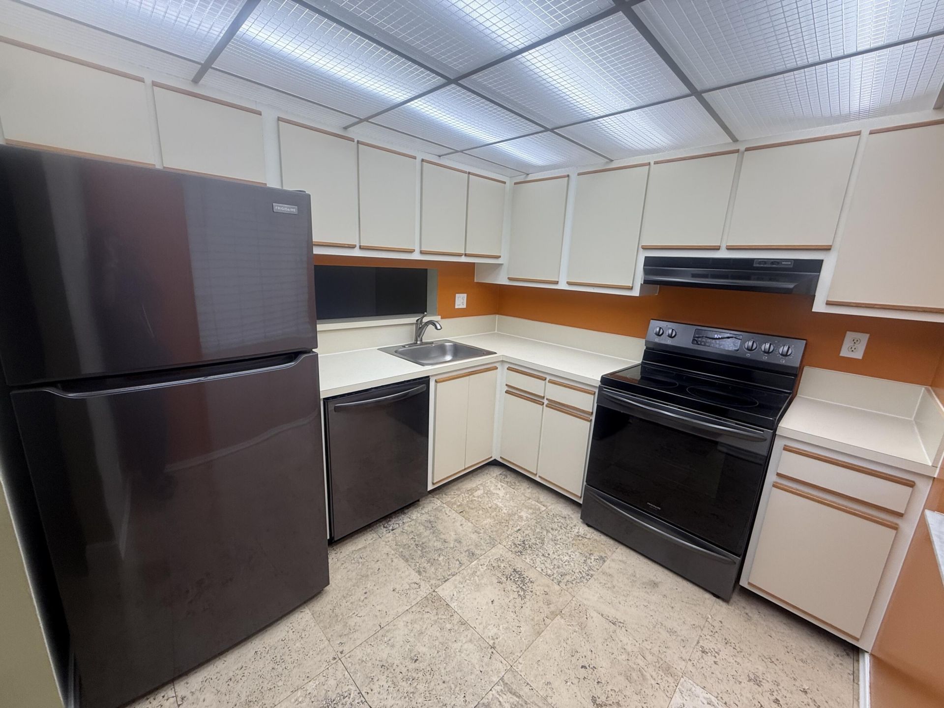 3161 NW 47th Terrace, Unit 311, Lauderdale Lakes, FL 33319 Photo