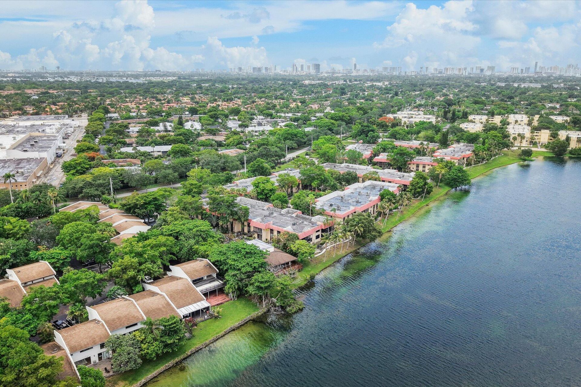 740 NE 199th Street, Unit 205g, Miami, FL 33179 Photo