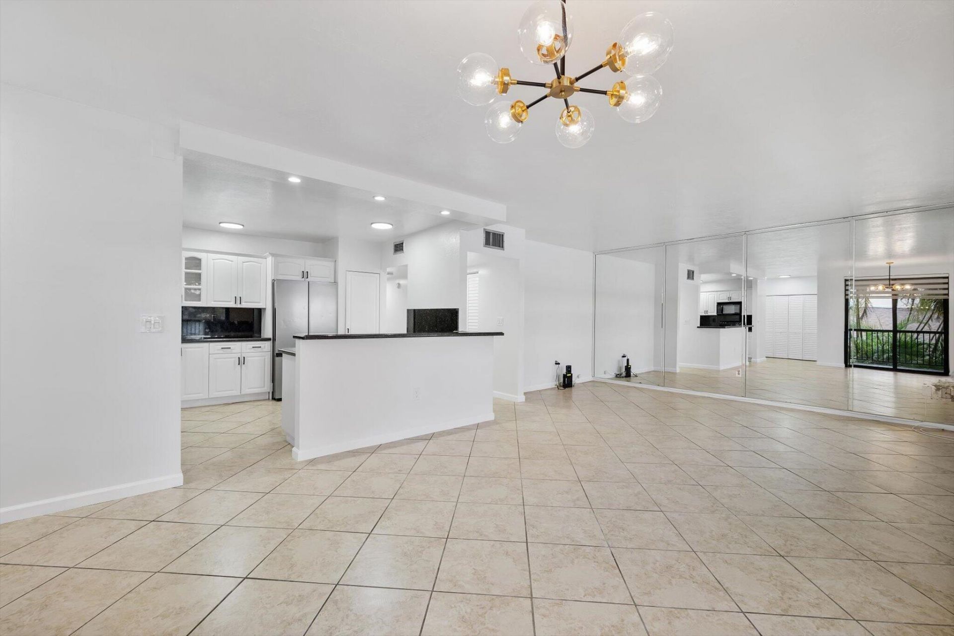 740 NE 199th Street, Unit 205g, Miami, FL 33179 Photo