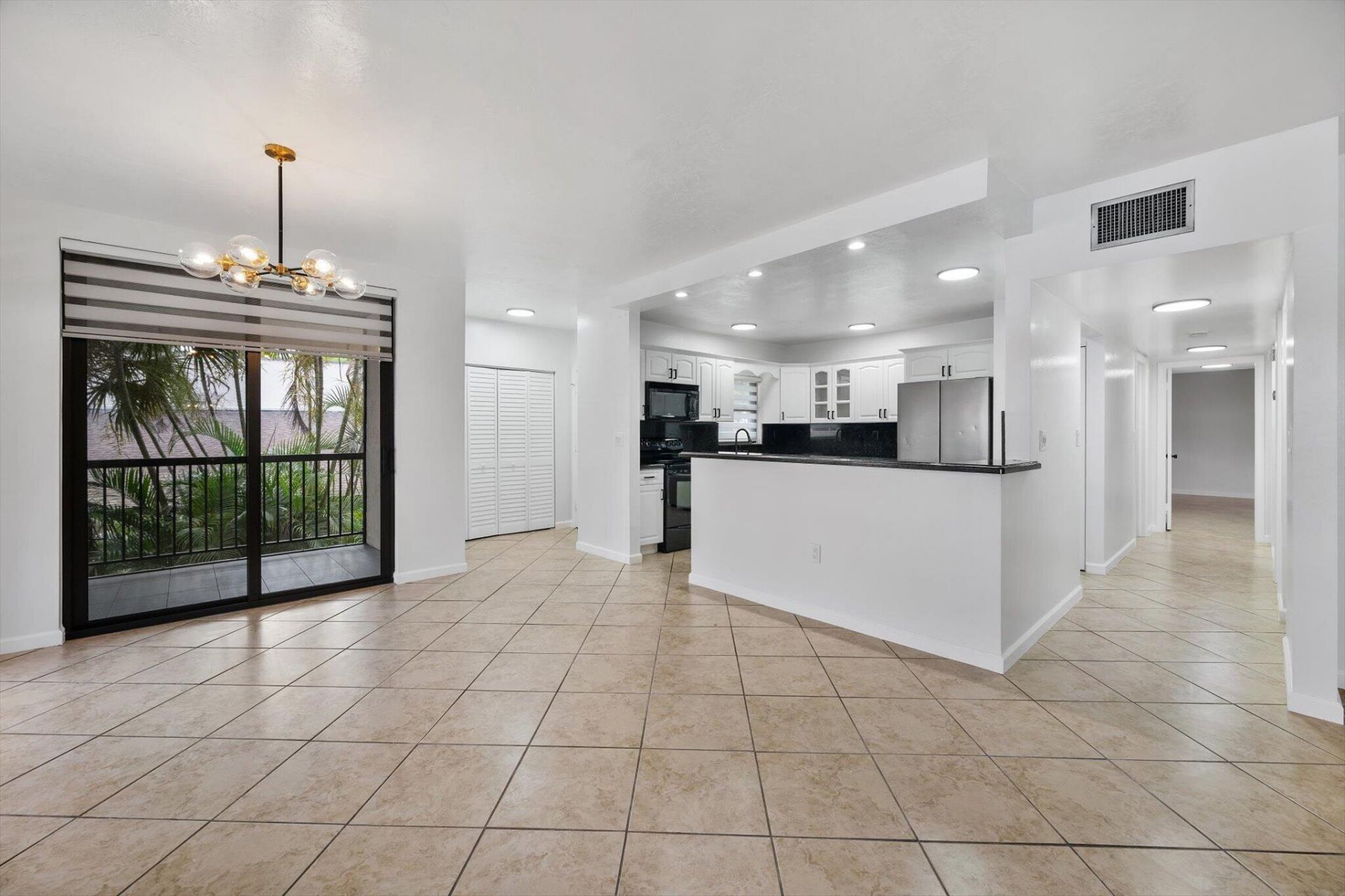 740 NE 199th Street, Unit 205g, Miami, FL 33179 Photo