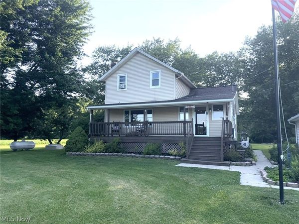 12096 Baumhart Road , Amherst, OH 44001