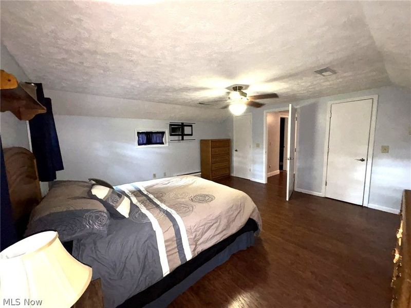 12096 Baumhart Road, Amherst, OH 44001 Photo 14