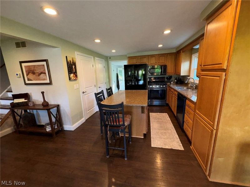 12096 Baumhart Road, Amherst, OH 44001 Photo 26